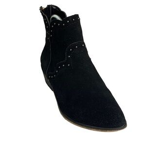 Chinese Laundry Black Suede Ankle Boots with Antique Bronze Stud Details Sz. 7.5